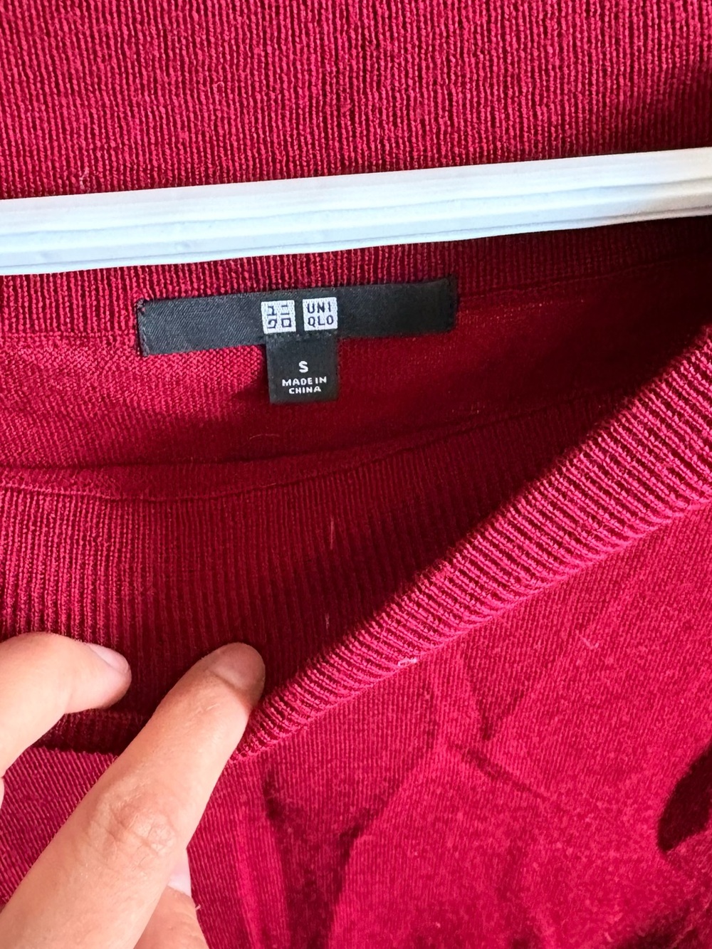 Uniqlo Off-the-Shoulder Raspberry Red Sweater - Picture 3 of 3